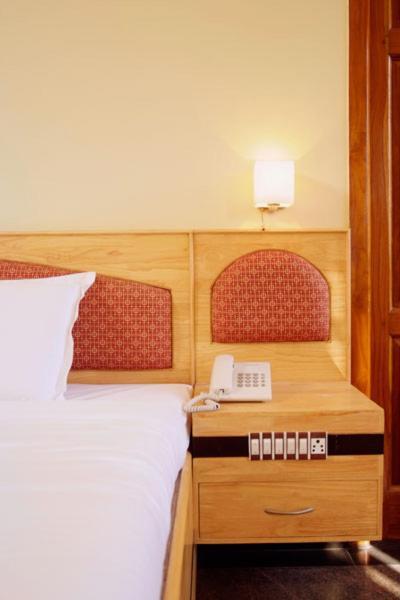 P R Pride Inn Puducherry Exterior foto